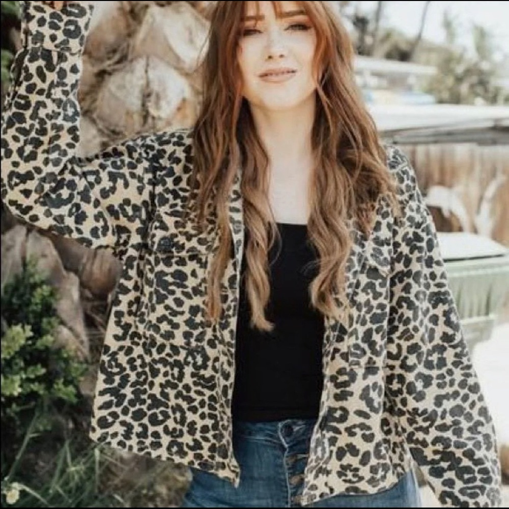 CJLA Leopard Jacket Size M EUC